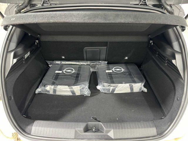 OPEL Astra usata, con Sedile posteriore sdoppiato