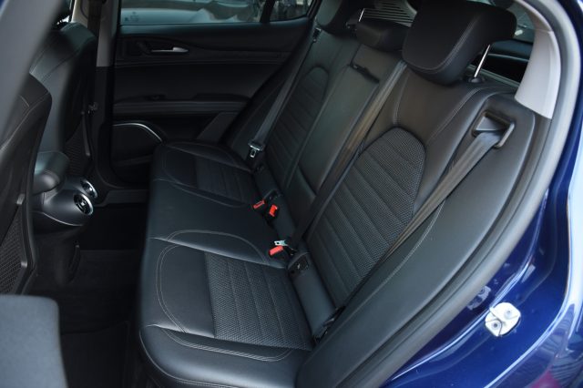 ALFA ROMEO Stelvio usata, con Cerchi in lega
