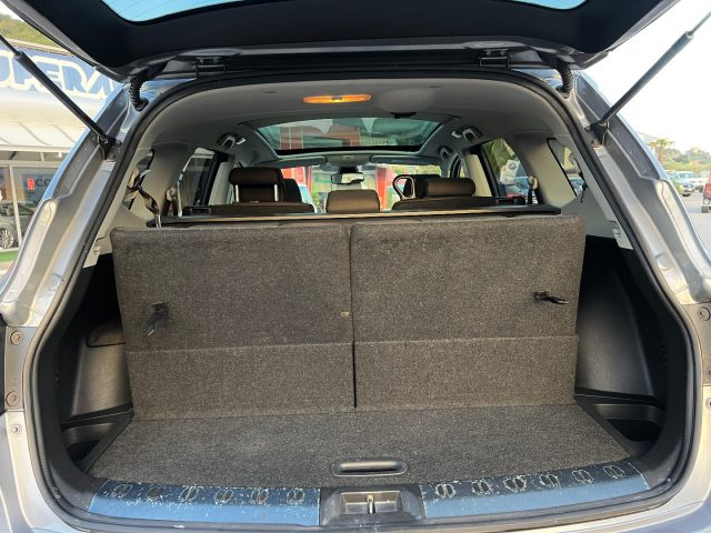NISSAN Qashqai+2 usata, con Controllo automatico clima