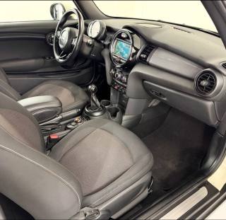 MINI Cabrio usata, con Autoradio