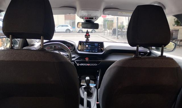 PEUGEOT 208 usata, con Hill holder