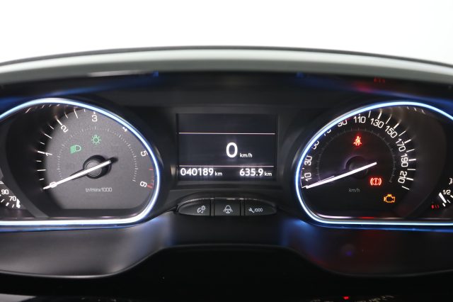 PEUGEOT 2008 usata 6