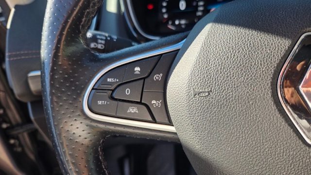 RENAULT Espace usata, con Sensori di parcheggio anteriori