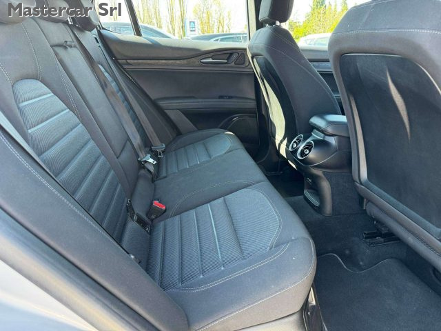 ALFA ROMEO Stelvio usata, con Volante in pelle