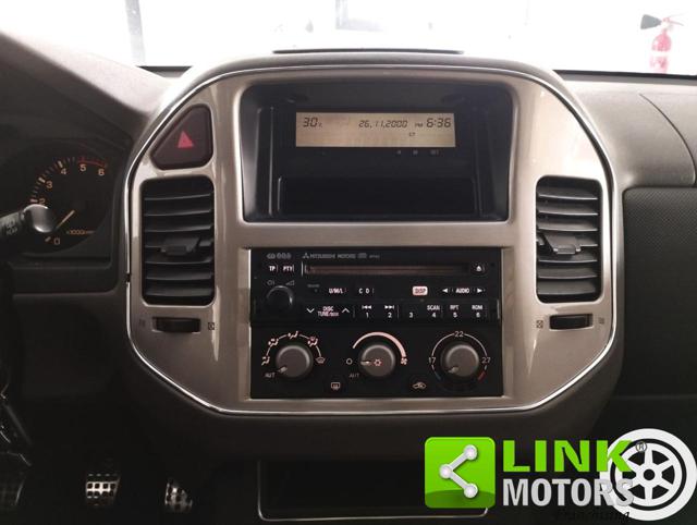 MITSUBISHI Pajero usata 32