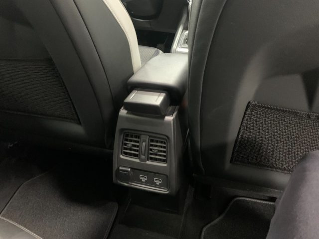RENAULT Captur usata, con Fendinebbia