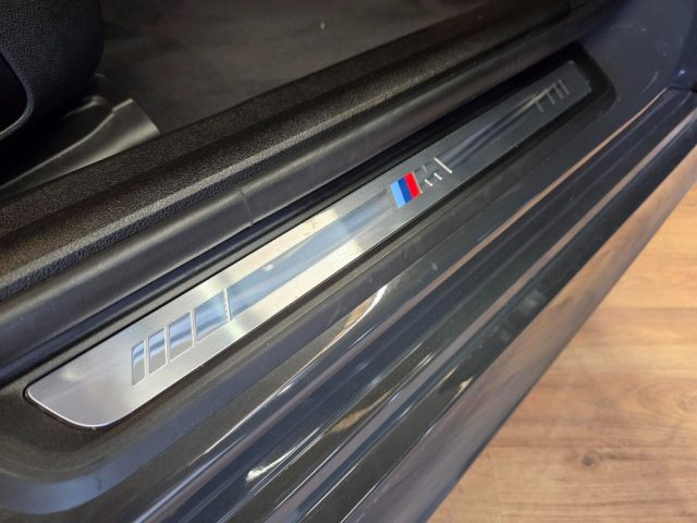 BMW 320 usata, con Fari LED