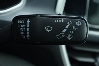 VOLKSWAGEN T-Roc usata, con Park Distance Control