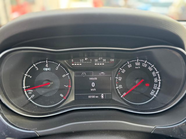 OPEL Corsa usata, con Controllo automatico clima