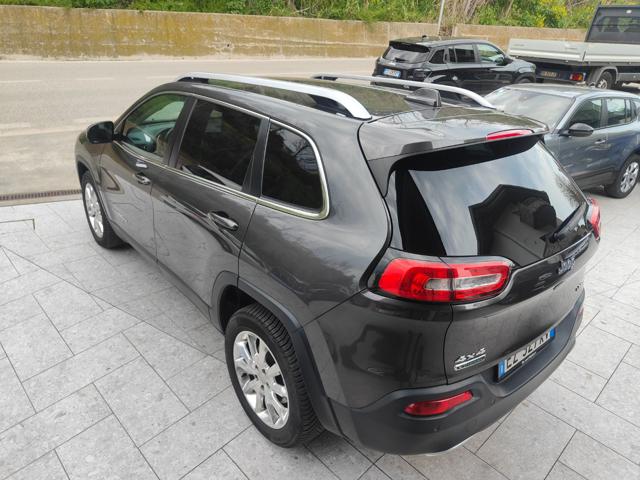 JEEP Cherokee usata, con Climatizzatore