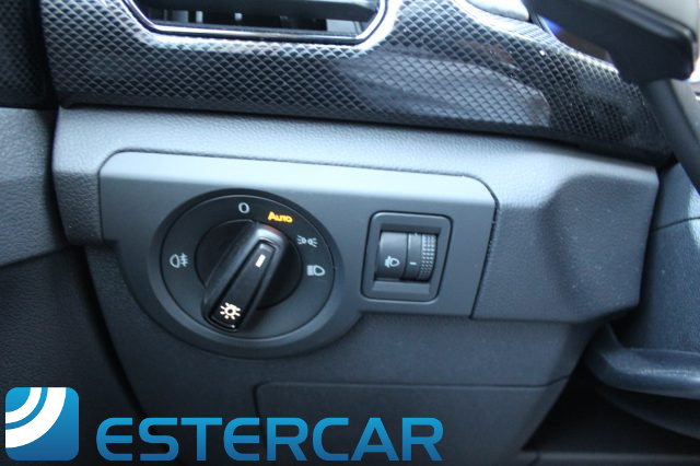 VOLKSWAGEN T-Cross usata, con Volante in pelle