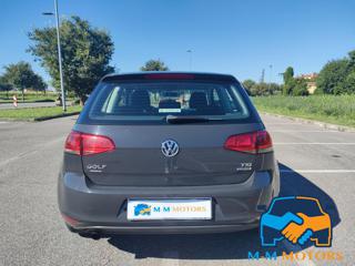 VOLKSWAGEN Golf usata, con Autoradio