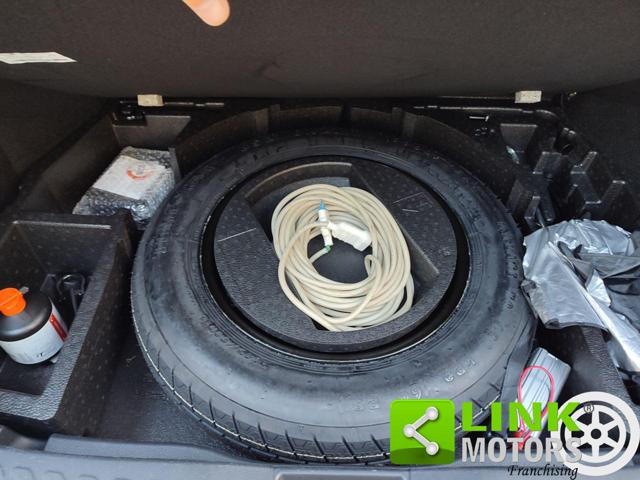 TOYOTA C-HR usata 27