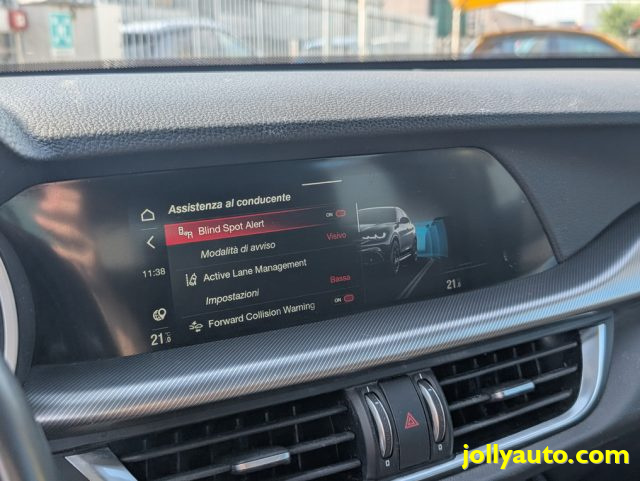 ALFA ROMEO Stelvio usata, con Volante in pelle