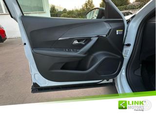 PEUGEOT 2008 usata, con Sedile posteriore sdoppiato