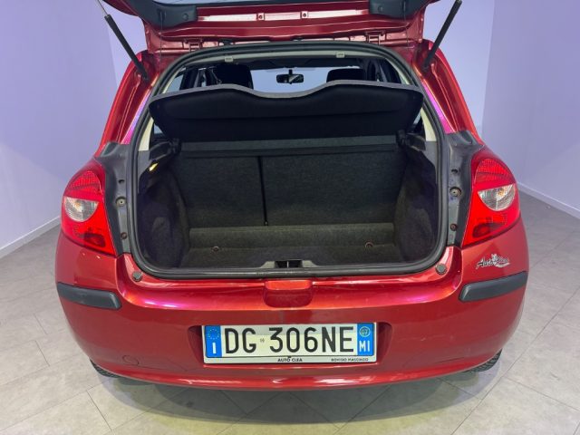 RENAULT Clio usata 17