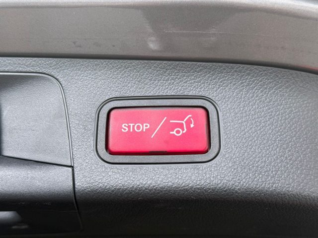 MERCEDES-BENZ GLA 220 usata, con Climatizzatore