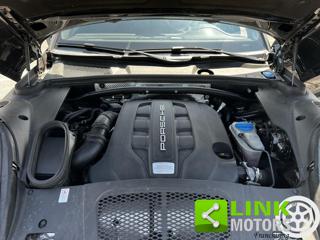 PORSCHE Macan usata, con Touch screen
