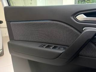 RENAULT Captur usata, con Isofix