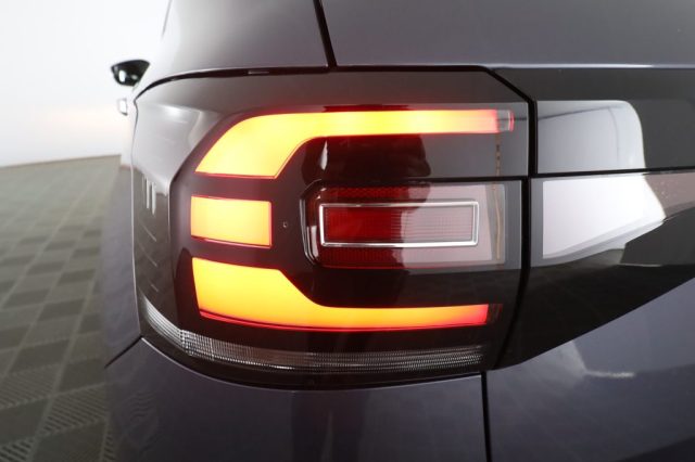 VOLKSWAGEN T-Cross usata 9