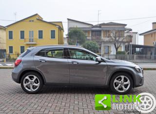 MERCEDES-BENZ GLA 180 usata, con Boardcomputer