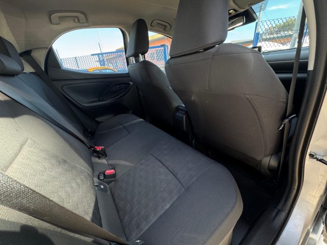 TOYOTA Yaris usata, con USB