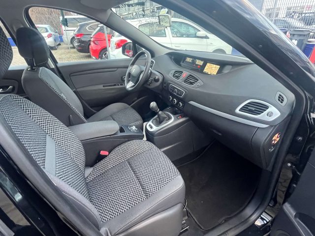 RENAULT Scenic usata, con Servosterzo