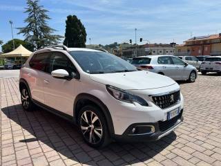 PEUGEOT 2008 usata, con Airbag