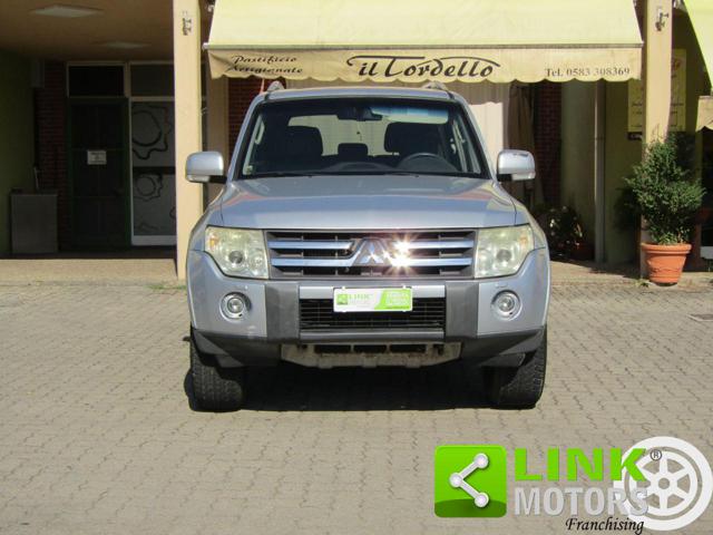MITSUBISHI Pajero usata, con Airbag laterali