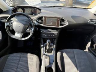 PEUGEOT 308 usata, con Boardcomputer
