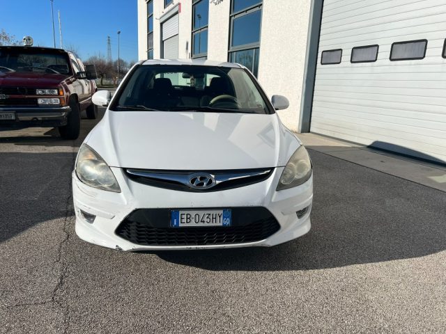 HYUNDAI i30 usata, con Autoradio