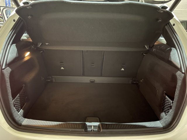 MERCEDES-BENZ B 180 usata, con Park Distance Control