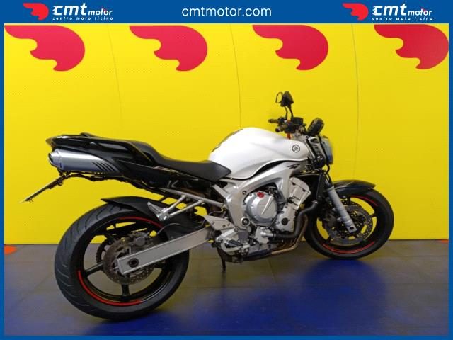 YAMAHA FZ6 usata 3