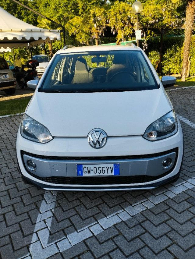 VOLKSWAGEN up! usata, con Servosterzo
