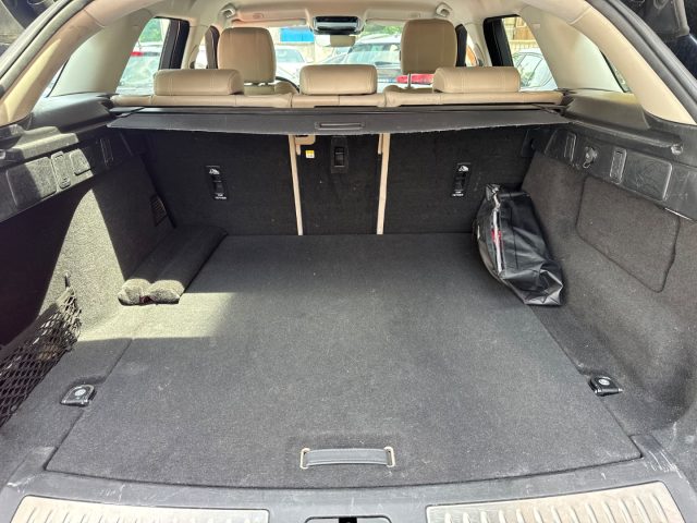 LAND ROVER Range Rover Velar usata, con Specchietti laterali elettrici