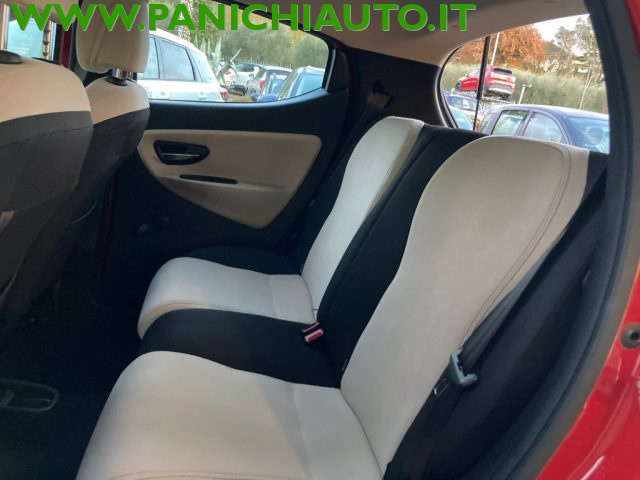 LANCIA Ypsilon usata, con Fendinebbia