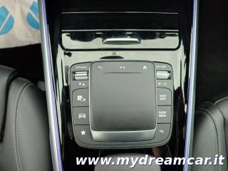MERCEDES-BENZ EQB usata 17