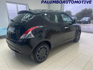 LANCIA Ypsilon usata, con Autoradio