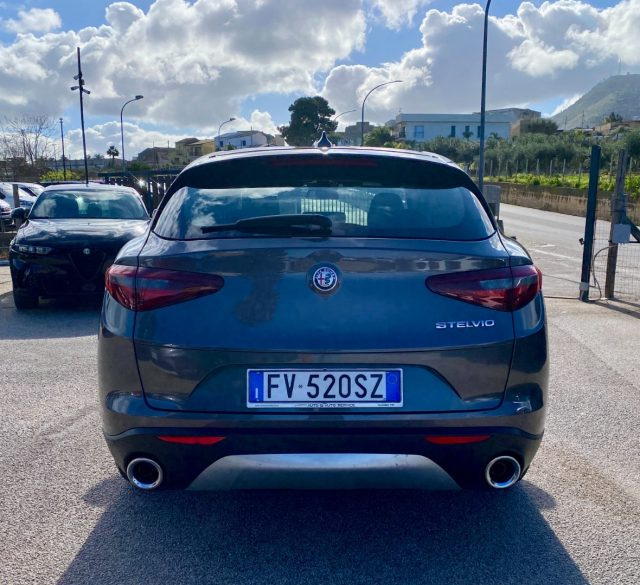 ALFA ROMEO Stelvio usata, con Cerchi in lega
