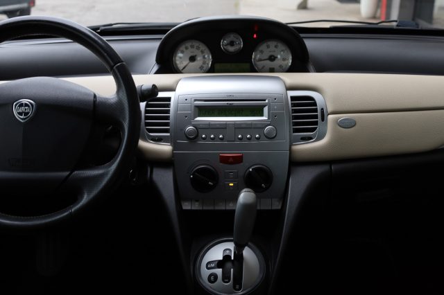 LANCIA Ypsilon usata 21