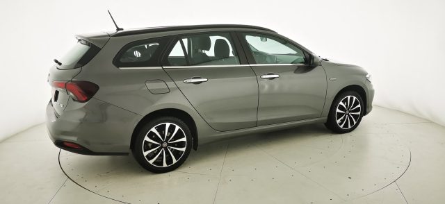 FIAT Tipo usata, con Volante in pelle
