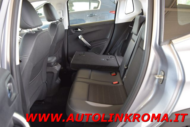 PEUGEOT 2008 usata, con Autoradio digitale