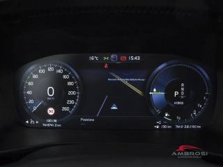 VOLVO XC40 usata 12