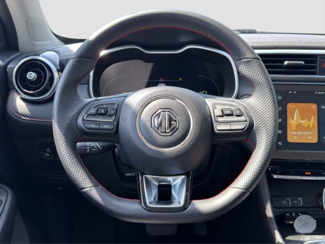 MG ZS usata 12