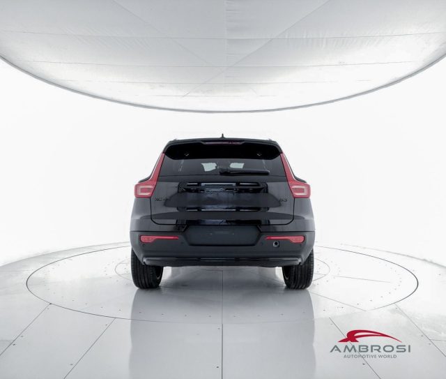 VOLVO XC40 usata 5