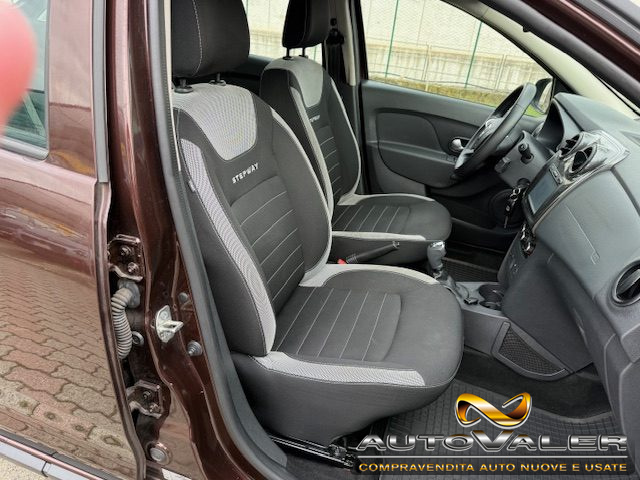 DACIA Sandero usata, con Cronologia tagliandi