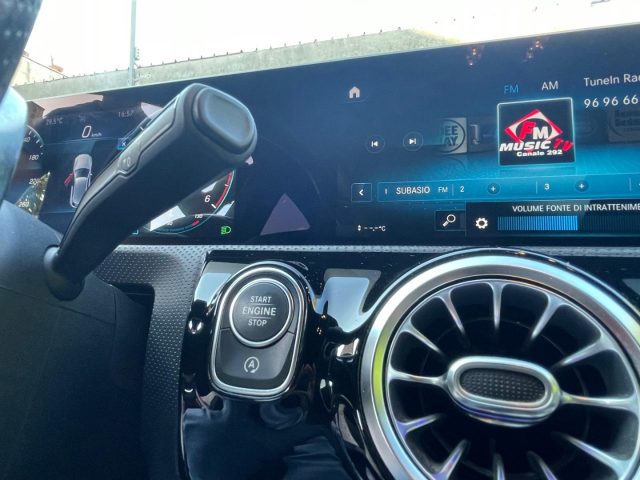 MERCEDES-BENZ A 180 usata, con Tetto panorama