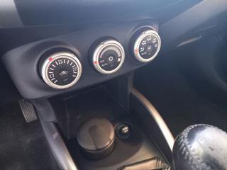 MITSUBISHI Outlander usata, con Park Distance Control