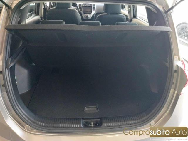 HYUNDAI iX20 usata, con Specchietti laterali elettrici