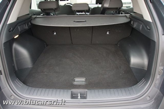 KIA Sportage usata, con Sedile posteriore sdoppiato